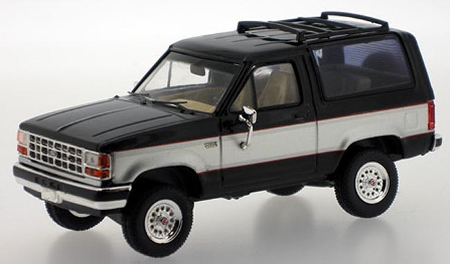 1989 Ford Bronco II, 2 Tone black/silver