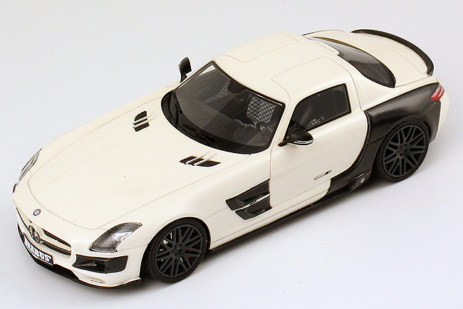 Mercedes Benz Brabus 700 Biturbo, white
