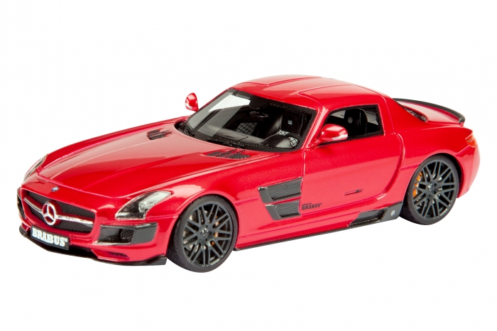 Mercedes Benz Brabus 700 Biturbo, rot