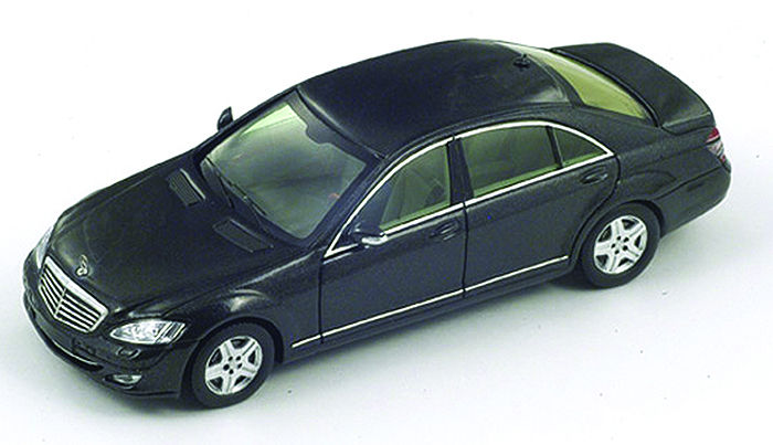 Mercedes Benz W221 S Class