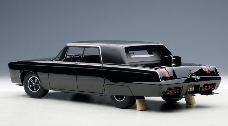 Green hornet comic car black beauty — img 4