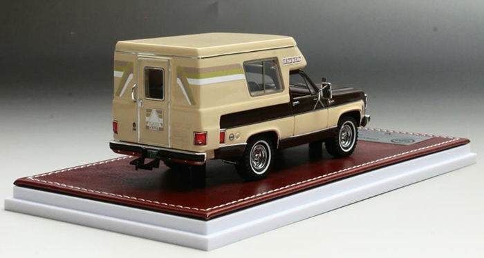 Chevrolet Blazer Chalet 1976-1978 beige/brown GIM069A  1:43 GIM 