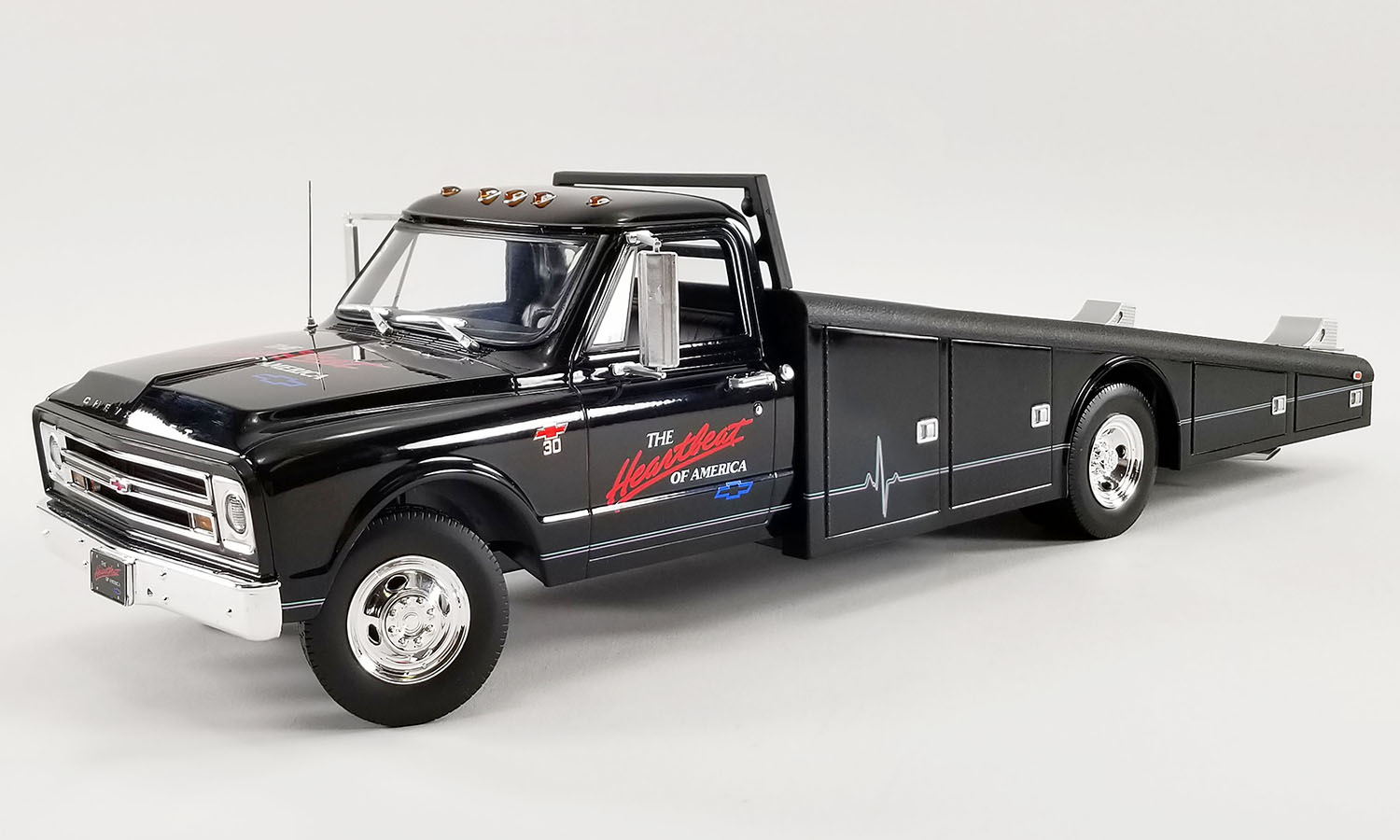 1967 Chevrolet C30 Ramp Truck, Heartbeat of America