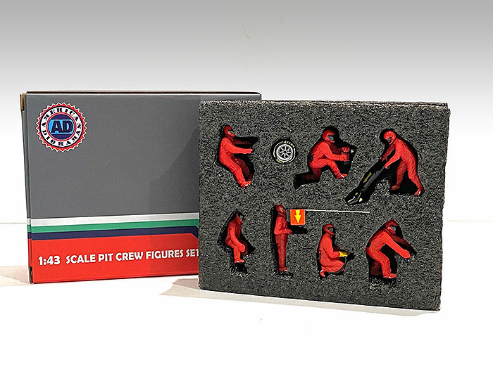 Set 1 in red F1 Pit Crew Figurines, left front end tire crew