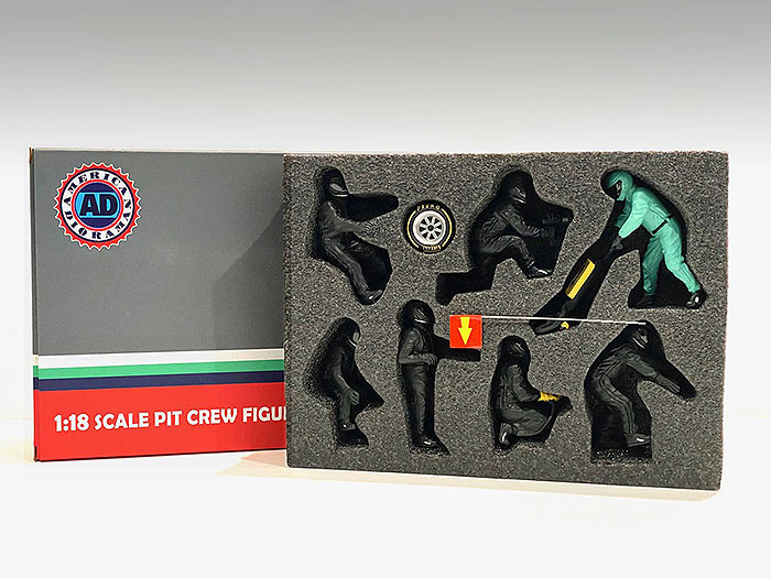 Set 1 in black F1 Pit Crew Figurines, left front end tire crew