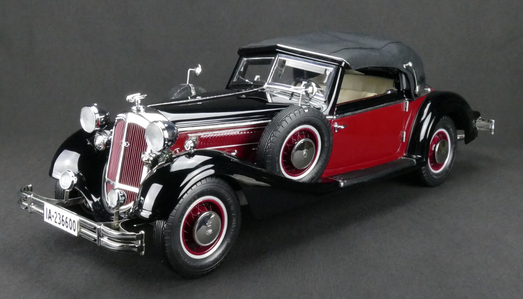 1937 Horch 853, two-tone finish red/black