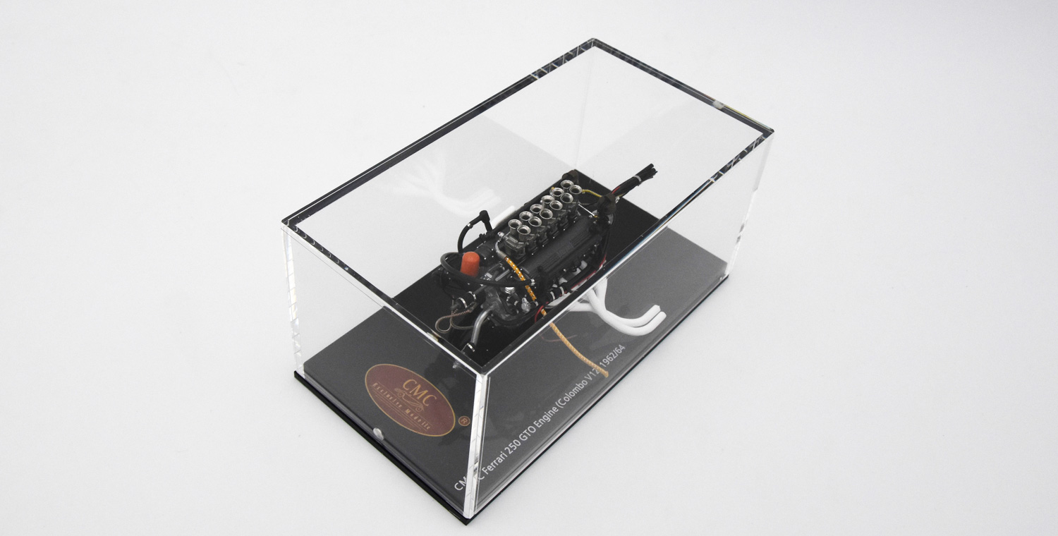 Ferrari 250 GTO Enigne with display case