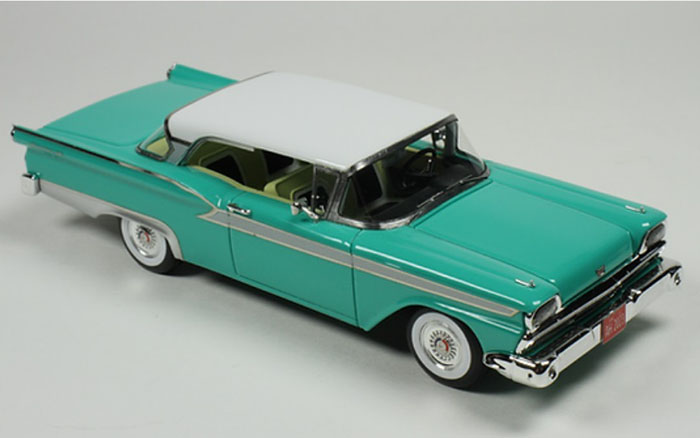 1959 Ford Fairlane 500, indian turquoise