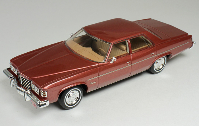 1976 Pontiac Catalina, firethorn red