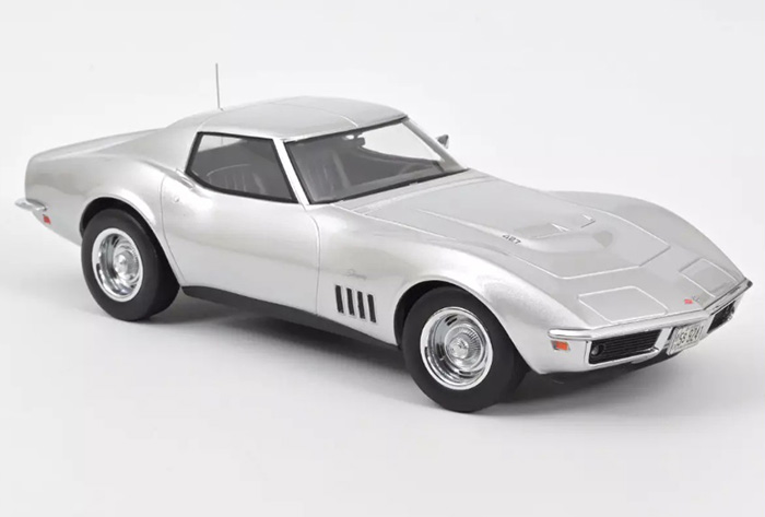 1969 Chevrolet Corvette Coupe, silver