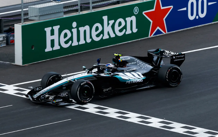 2026 Mercedes AMG F1 Winner Spain GP Kimi Antonelli w/figurine and pit board