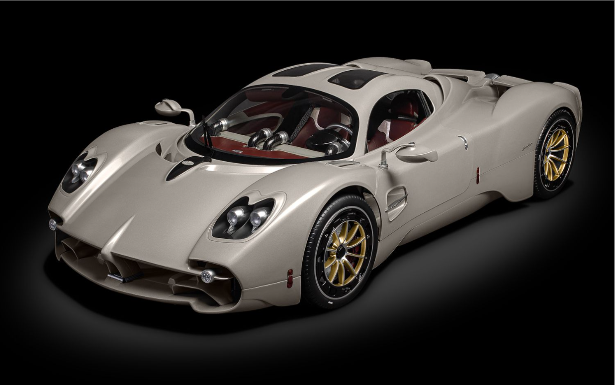 Pagani Utopia Kit by Pocher NEEDS ASSEMBLY
