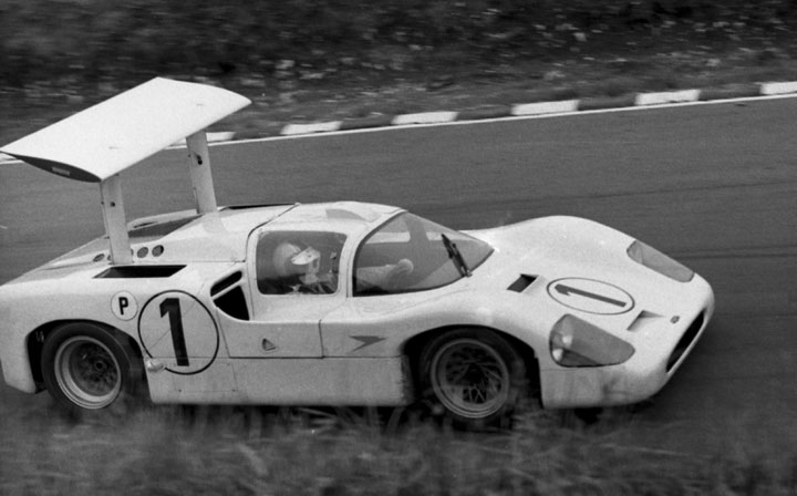 1967 Chaparral 2F, BOAC Winner, Phil Hill / Mike Spence