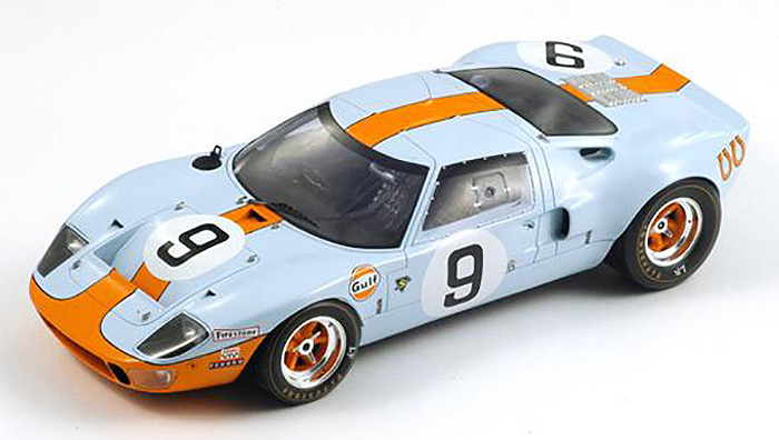 1968 Ford GT40, LeMans Winner, P. Rodriguez/L. Bianchi w/display case