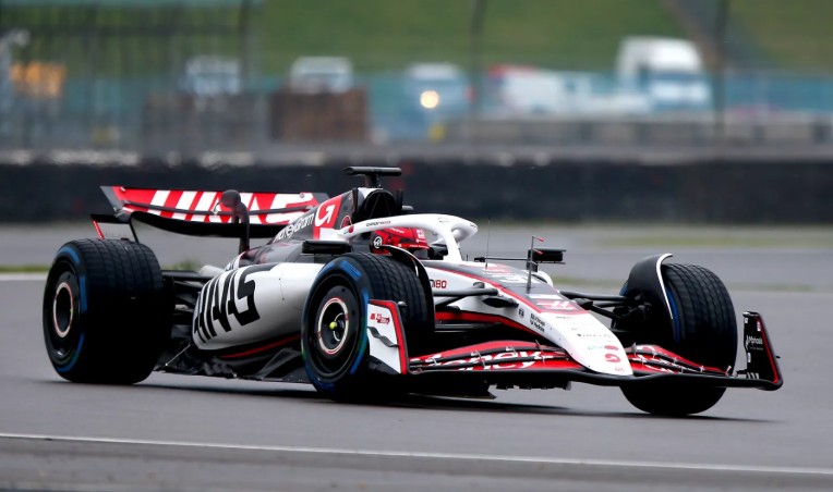 2025 Haas VF-25 F1 Japanese GP Esteban Ocon