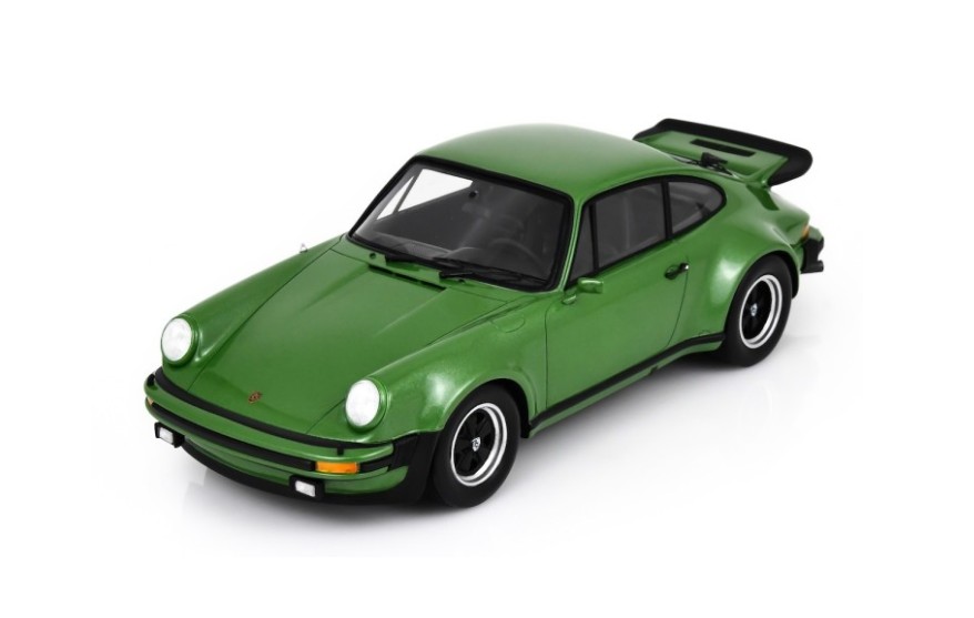 1975 Porsche 930 Turbo 3.0 Green Metallic w/black interior