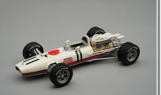 1967 Honda RA273 F1 3rd So African GP John Surtees