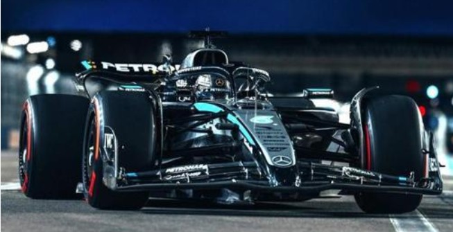 2025 Mercedes AMG Petronas F1 2nd Las Vegas GP George Russell 150th GP's