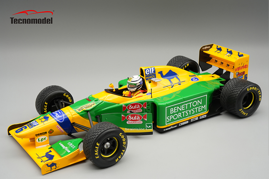 1993 Benetton B193B F1 Donington Park GP Riccardo Patrese w/rain tires, w/driver figure