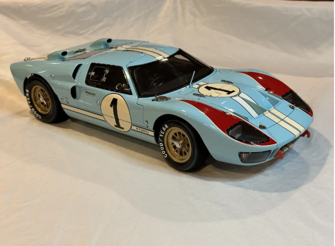1966 Ford GT40  MKII 2nd LeMans Hulme/Miles