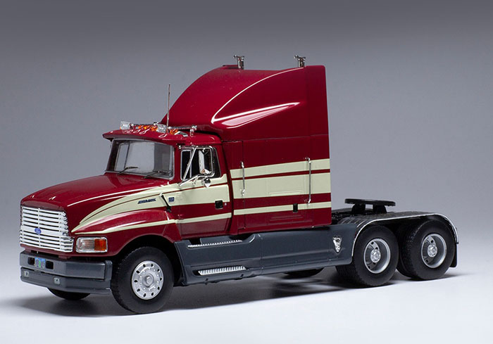 1990 Ford Aeromax, dark red/cream