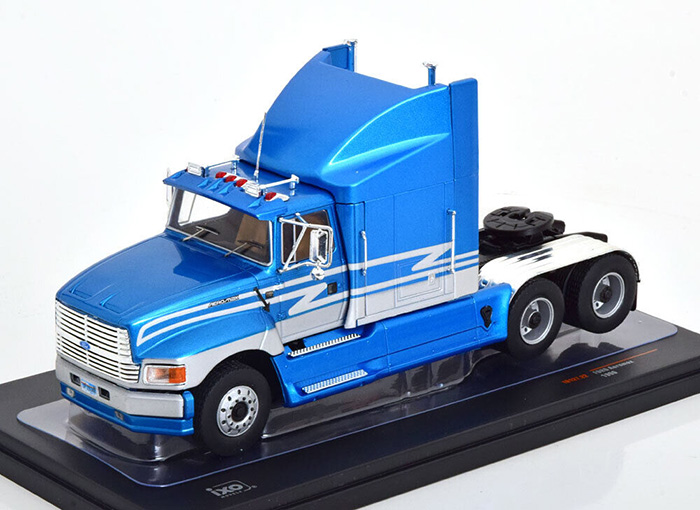 1990 Ford Aeromasx Truck, light blue