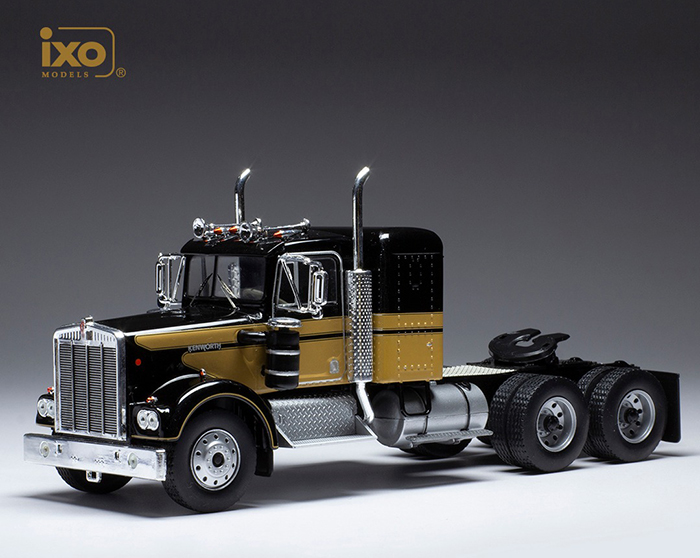 1976 Kenworth W900 Truck, black