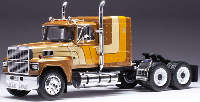 1978 Ford LTL 9000 Truck, brown / yellow