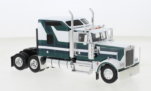 1984 Kenworth W900 Sleeper Truck, green / white