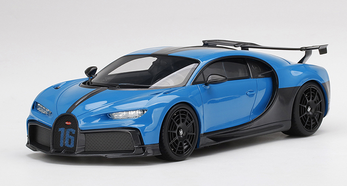 Bugatti Chiron Pur Sport, blue