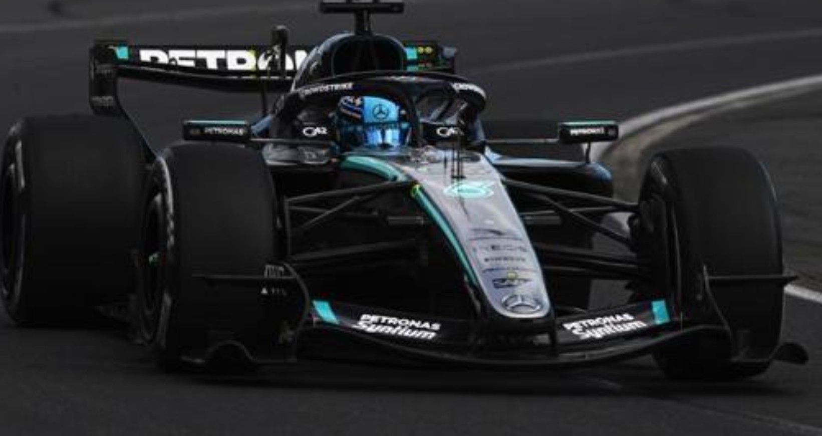 2026 Mercedes AMG F1 Win Australia GP George Russell w/pit board